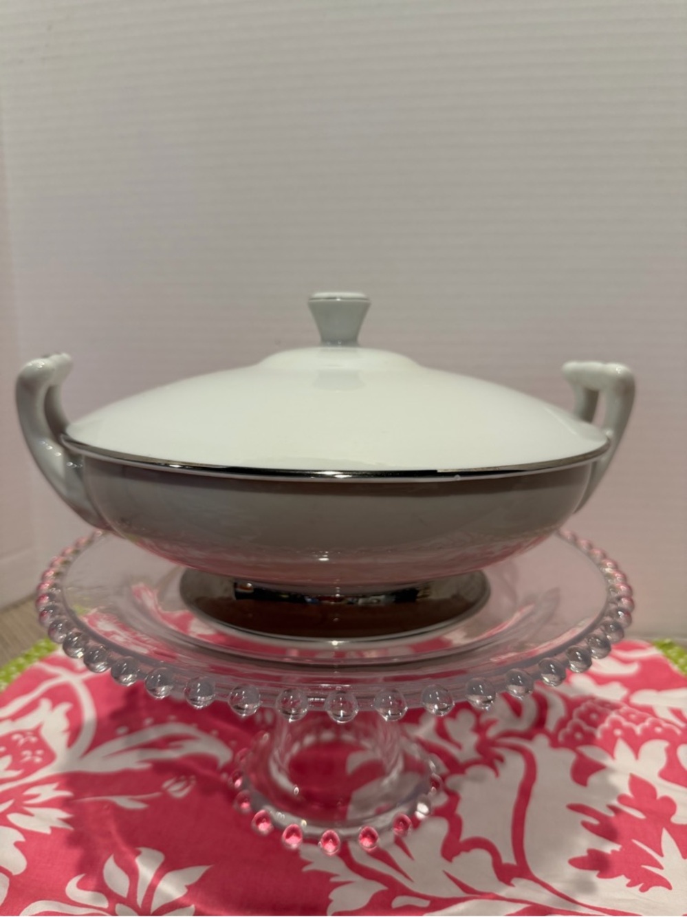 Gildhar Porcelain Covered Dish Platinum Trim Made In Japan